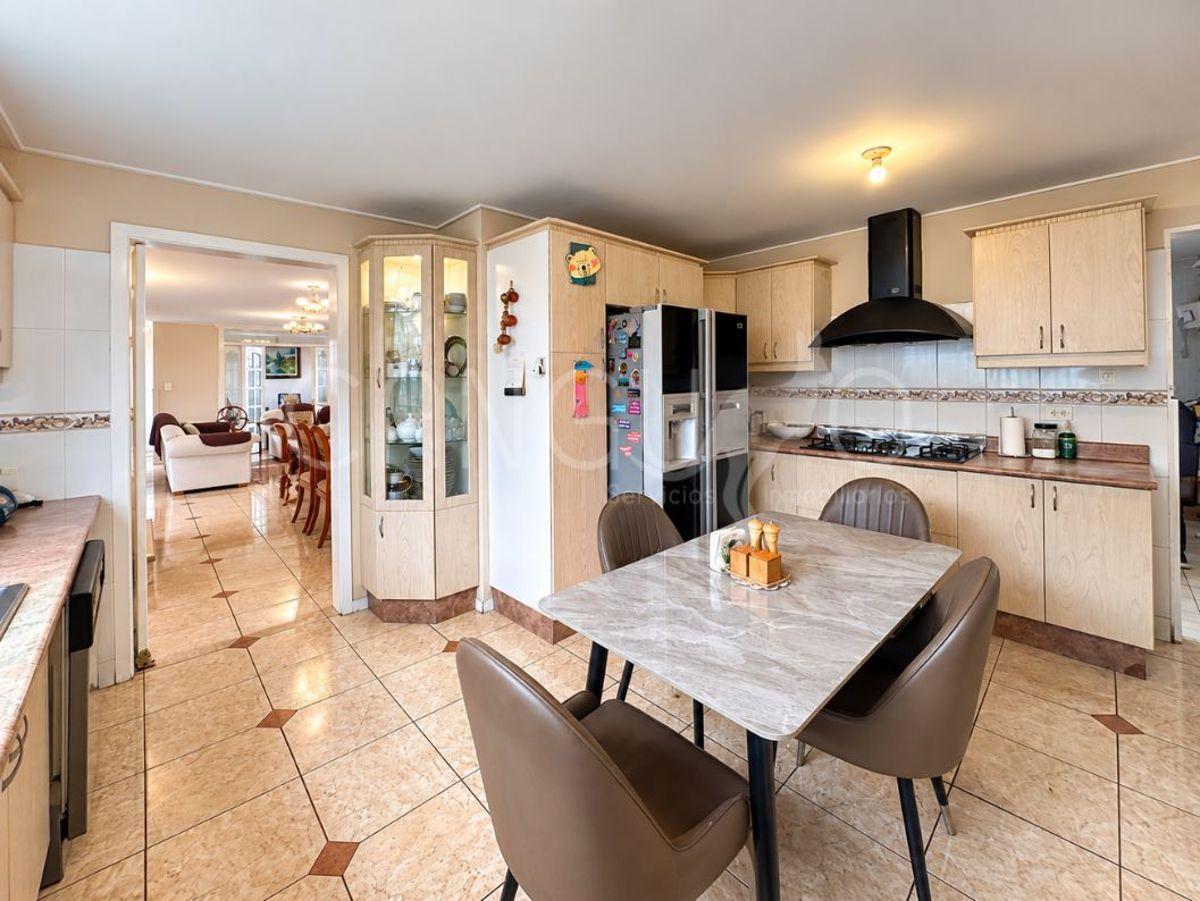 Casa con 4 Dorm. de Venta en La Armenia — imagen 8