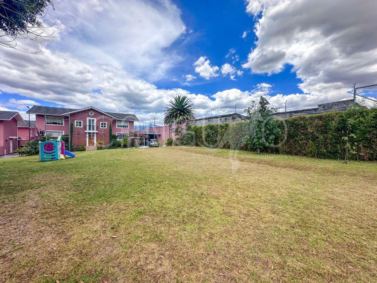 Casa con 4 Dorm. de Venta en La Armenia — imagen 6