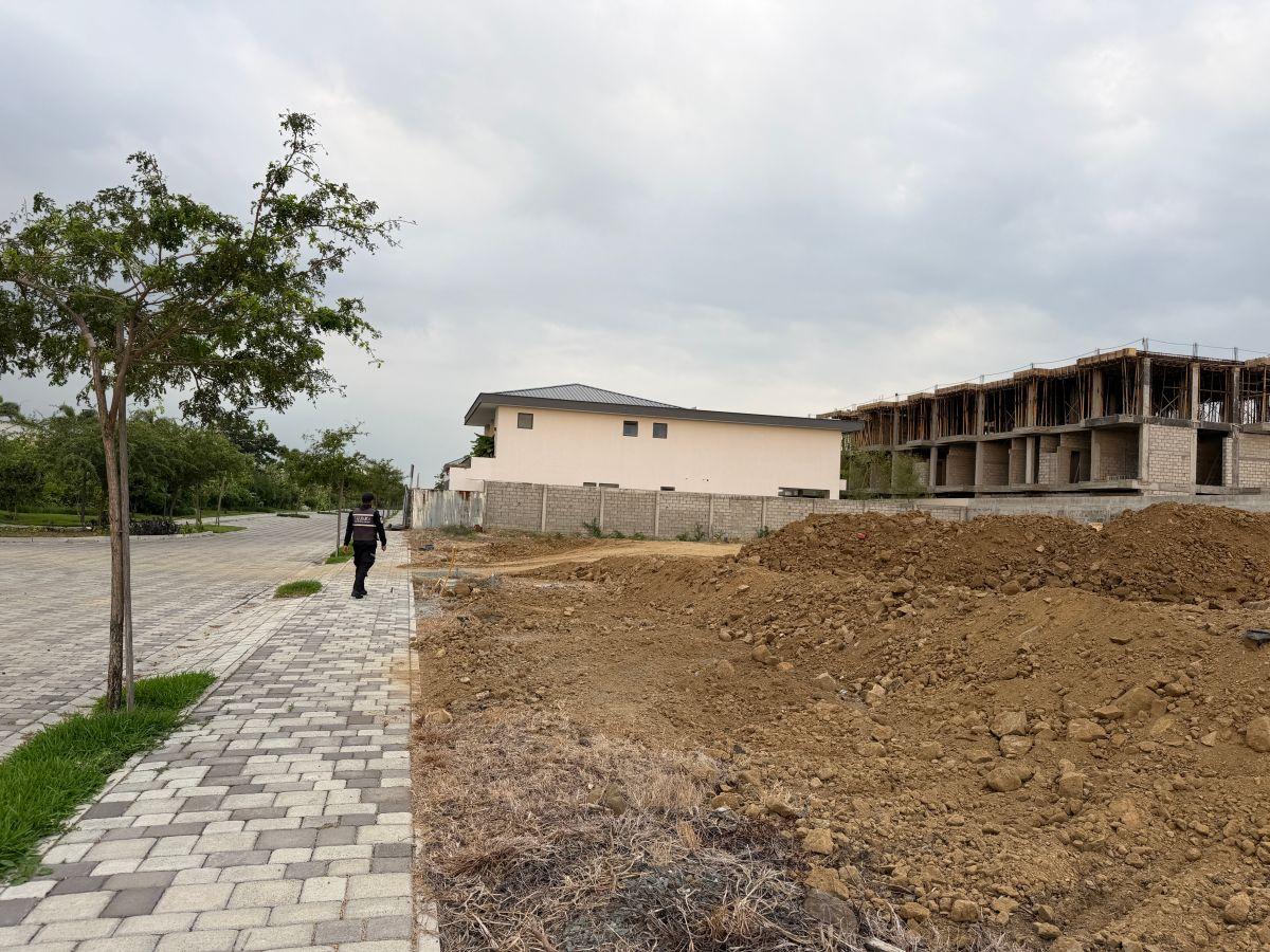 En Venta Terreno Exclusivo en Cantabria, Isla Mocoli, Samborondon L. Torres, Guayas — imagen 9