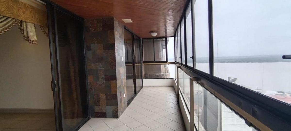 En Venta Departamento, Centro de Guayaquil - Ecuador - C. Garcia, Guayas — imagen 9