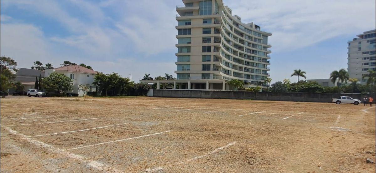 Terreno Bifamiliar en Venta en Puerto Mocolí – Exclusividad y Oportunidad de Desarrollo, Guayas — imagen 7