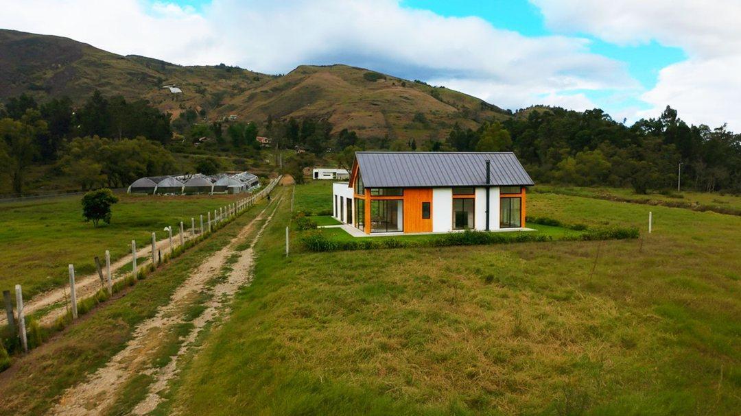Lotes Planos con Todos Los Servicios en Uzhup, Paute, Azuay — imagen 7