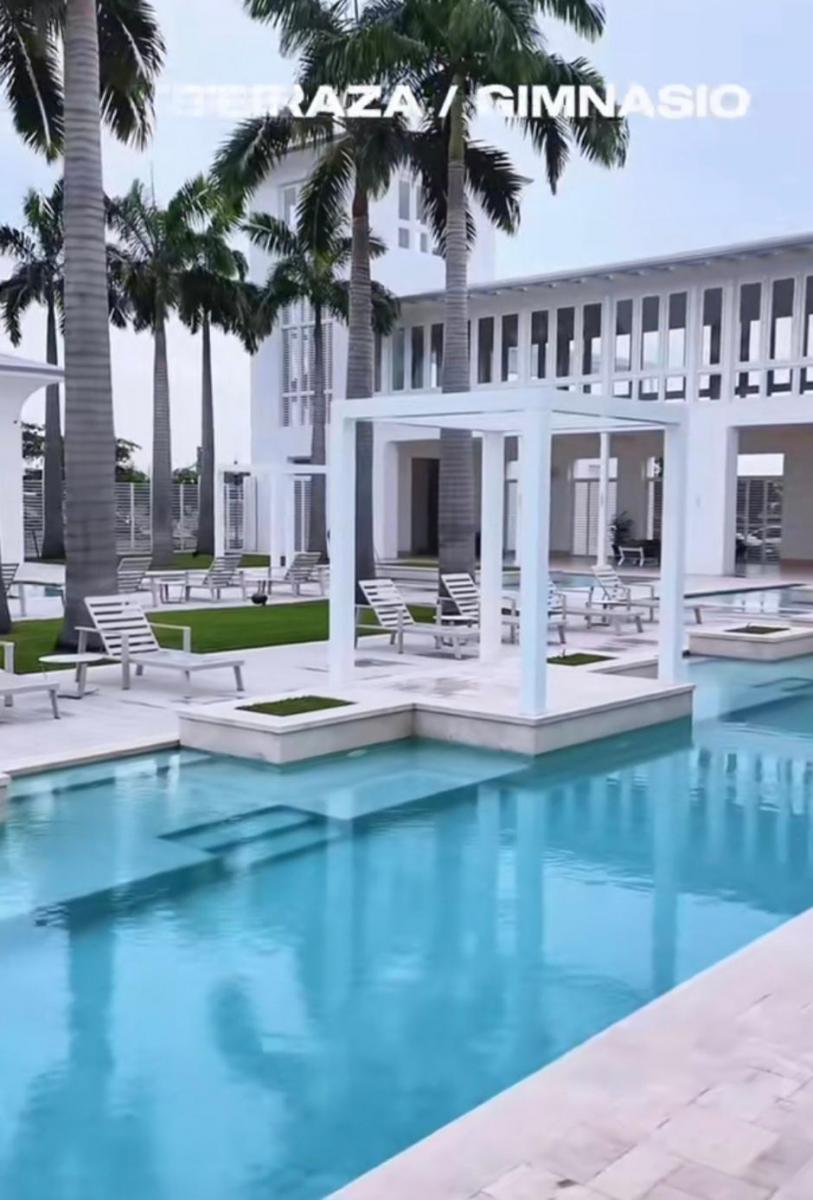 Terreno Esquinero en Venta. Urbanización Parques de Batan, Vía Samborondon Km 8.5, Guayas — imagen 10