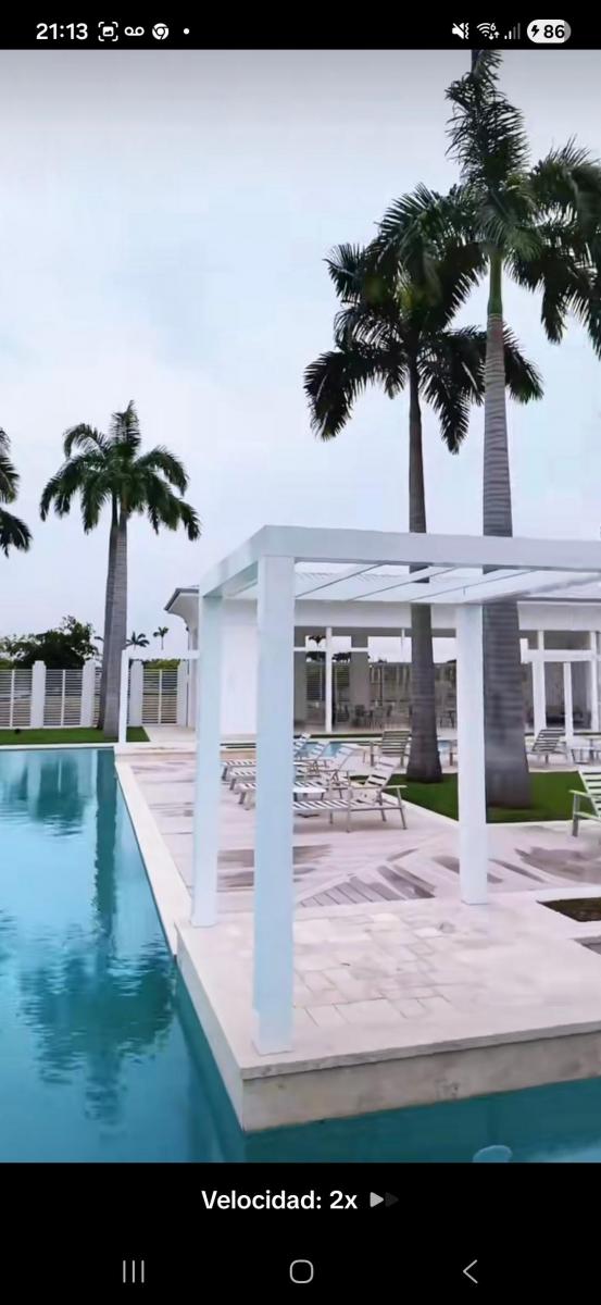 Terreno Esquinero en Venta. Urbanización Parques de Batan, Vía Samborondon Km 8.5, Guayas — imagen 7
