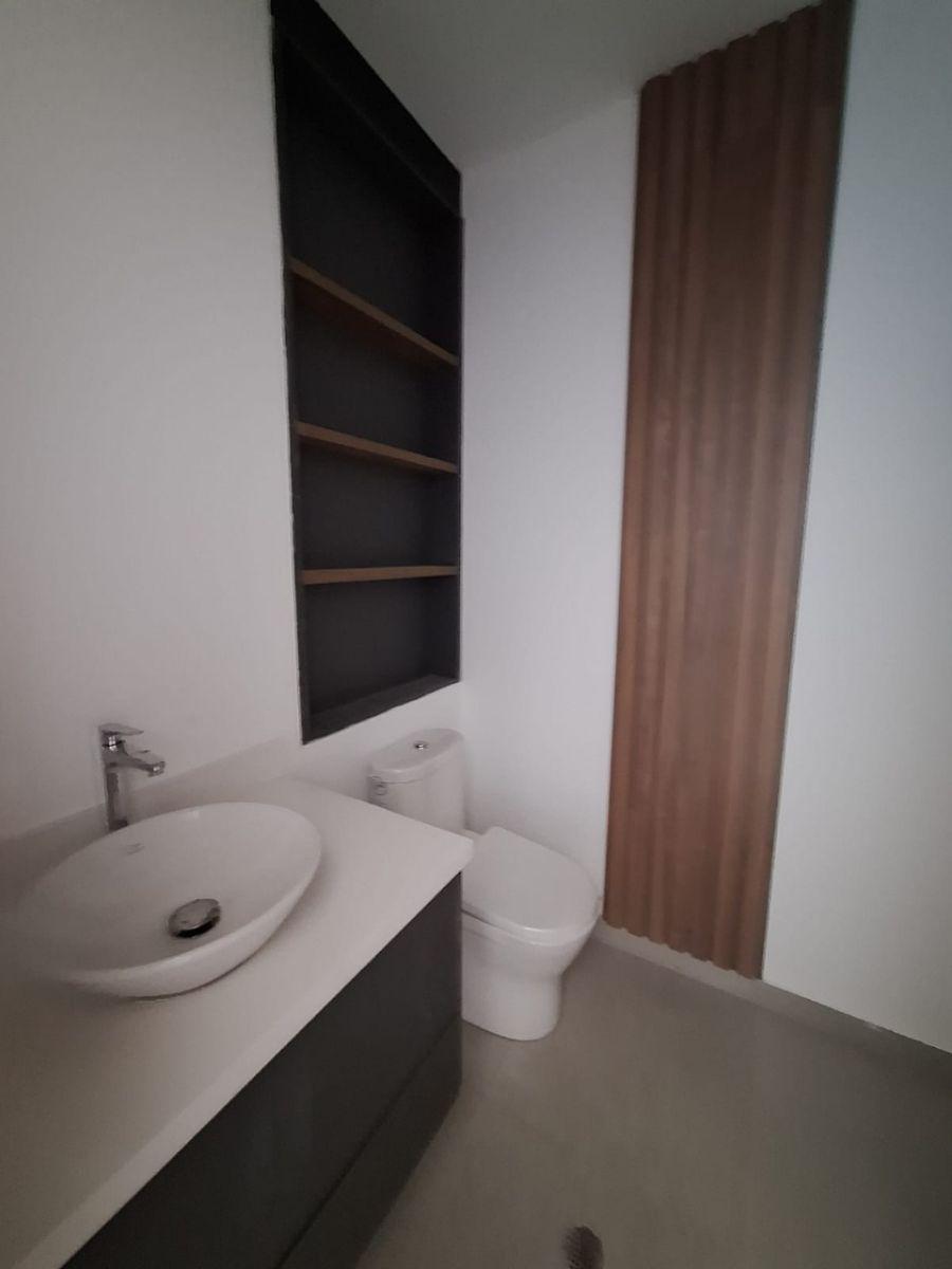 Casas de Lujo en Venta en Urbanización Privada – Valle de Los Chillos — imagen 6