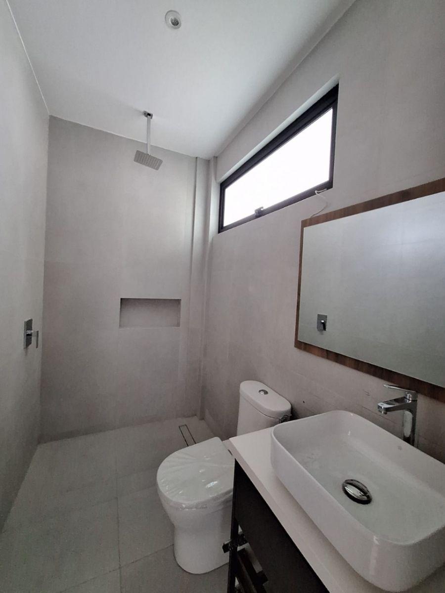 Casas de Lujo en Venta en Urbanización Privada – Valle de Los Chillos — imagen 5