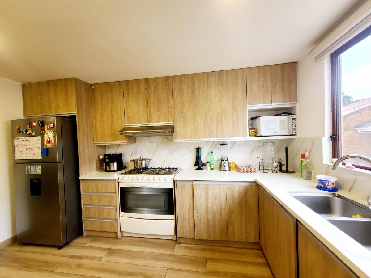Departamento a La Venta Oportunidad Av Primero de Mayo 2 Dorm., Azuay — imagen 6