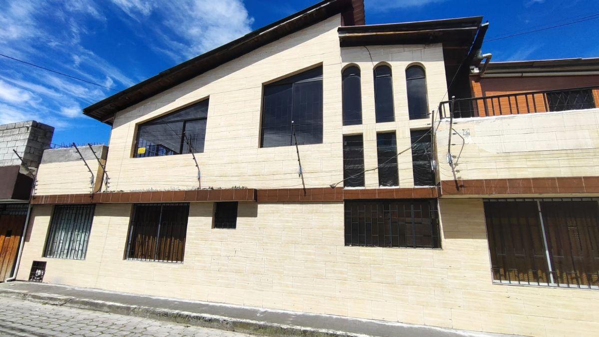 En Venta Casa Rentera Sector Martha Bucaram de Roldos 3 Departamentos — imagen 9