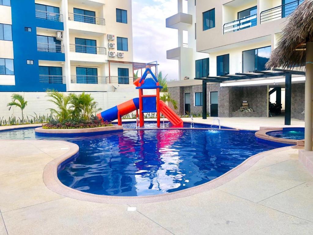 Departamento en Venta Amoblado 2 Dorm. en Tonsupa — imagen 10