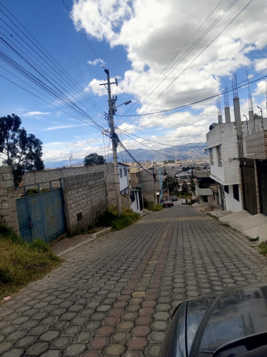 Vendo Terreno de 200 m Calderón — imagen 5