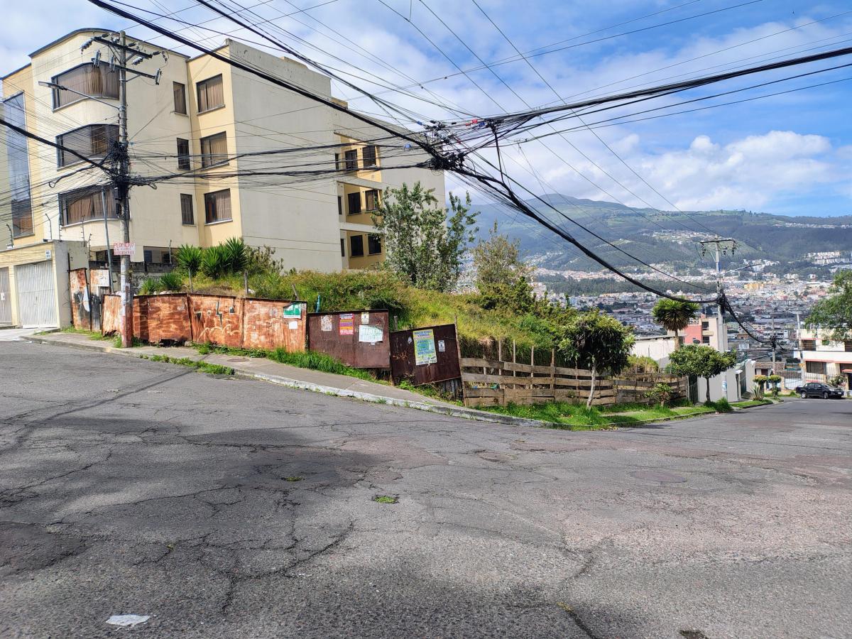 Terreno en Ponceano Alto, Calle Francisco Dalmau — imagen 3
