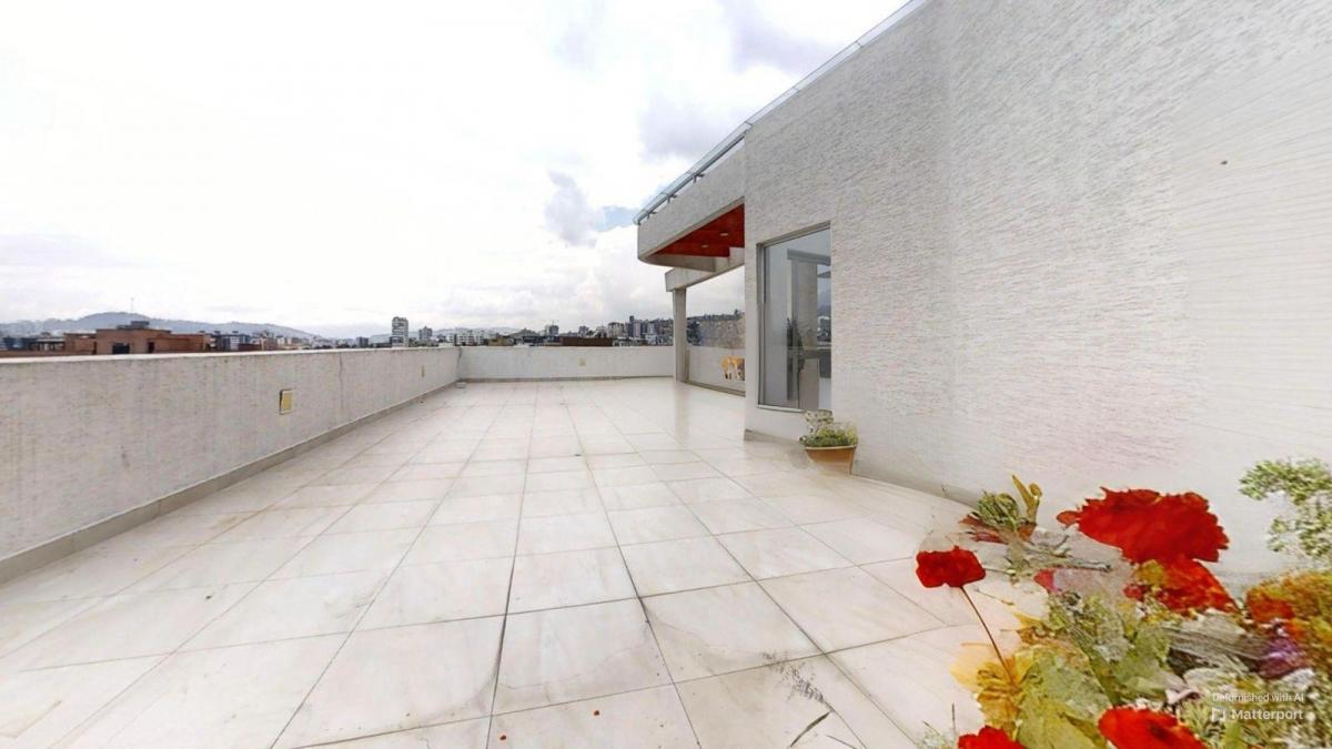 Vendo o Rento, Penthouse Nuevo con Terraza en Quito Tenis — imagen 10