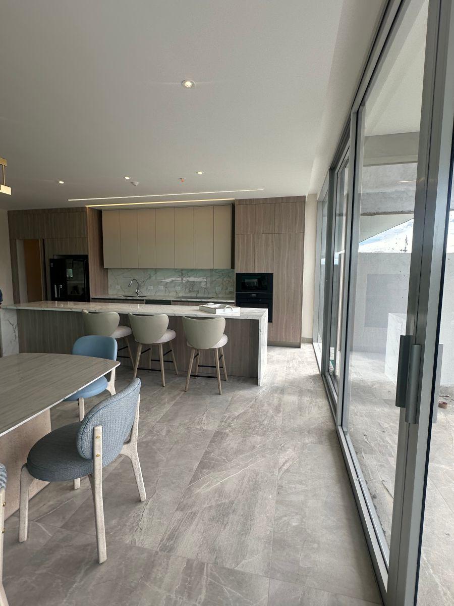 Venta Departamento de 257 m² con 3 Habitaciones en San Patricio Gardens en Cumbayá — imagen 6