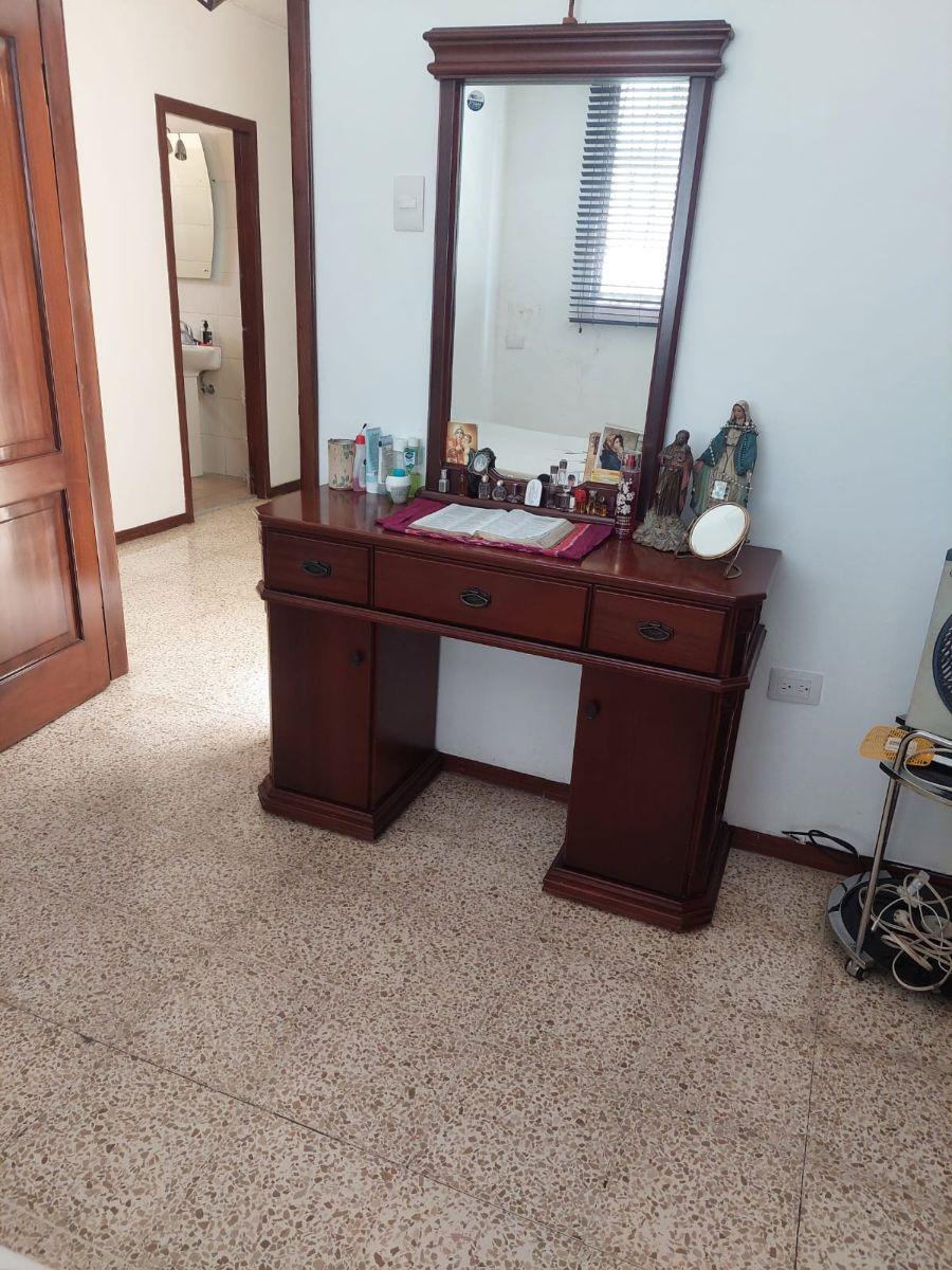 Vendo Departamento Planta Baja con Garaje en Urdesa Central. Guayas — imagen 5