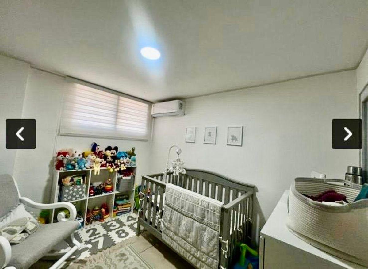 Departamento Remodelado de 3 Dorm. en Urdesa, Guayas — imagen 4