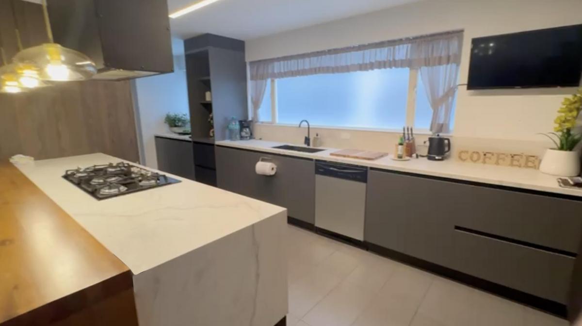 Quito, Vendo Loft, 3 Dorm. Cada Uno con Sus Baños, Excelentes Áreas, Sector González Suárez! — imagen 10