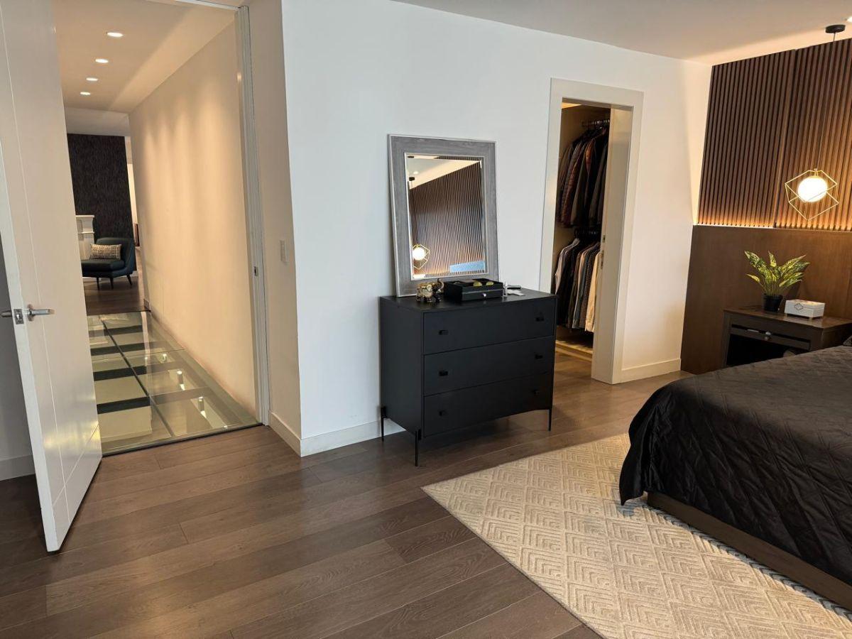 Quito, Vendo Loft, 3 Dorm. Cada Uno con Sus Baños, Excelentes Áreas, Sector González Suárez! — imagen 6