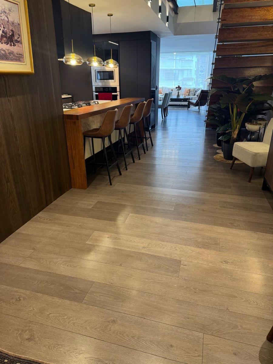 Quito, Vendo Loft, 3 Dorm. Cada Uno con Sus Baños, Excelentes Áreas, Sector González Suárez! — imagen 3