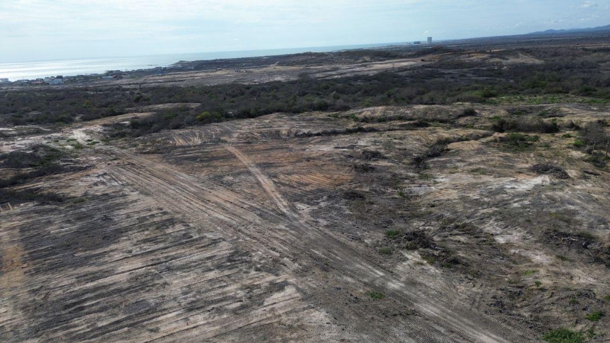 Venta de Terreno Turístico Comercial en Playas Engabao con 40000 m², Guayas — imagen 6