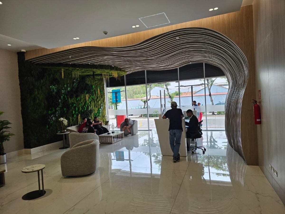Vendo. millenium Tower, 49 m². 1 Parqueo. apartamento de Estreno. Zona del World Trade Center. Guayas — imagen 9