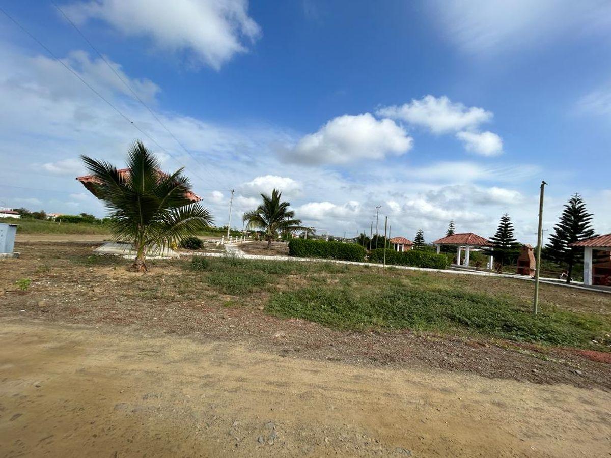Terreno de 1768 m² en Venta en Norte de Playas Fincas Las Lagunas, Guayas — imagen 9