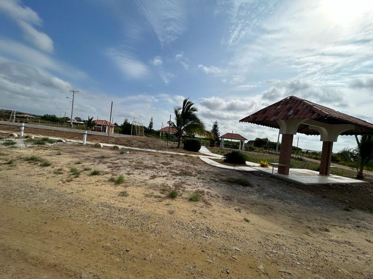 Terreno de 1768 m² en Venta en Norte de Playas Fincas Las Lagunas, Guayas — imagen 7