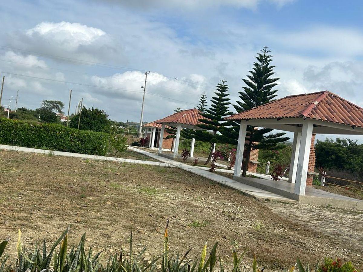 Terreno de 1768 m² en Venta en Norte de Playas Fincas Las Lagunas, Guayas — imagen 5