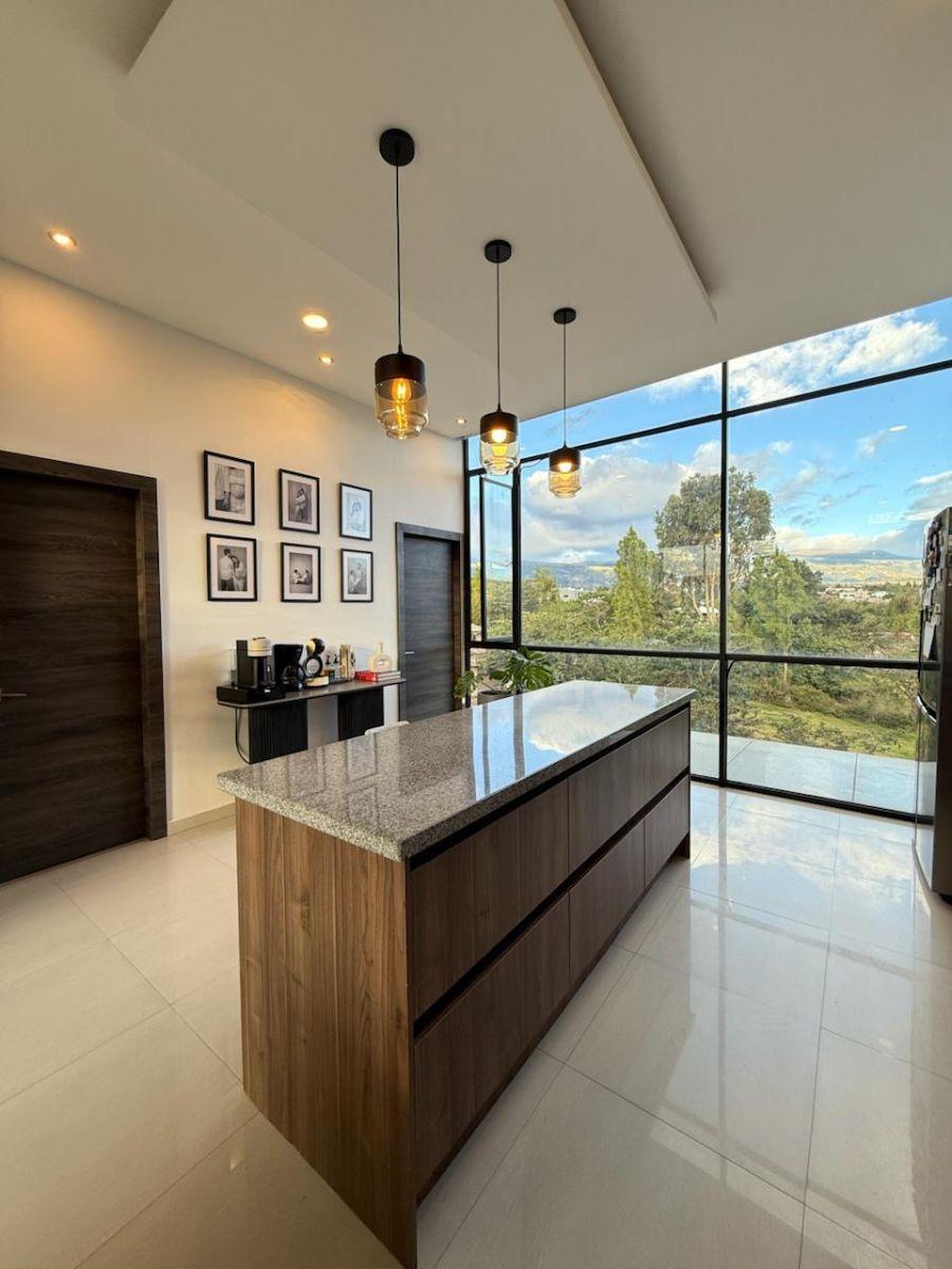 Departamento Venta 3 Dorm. de 156 m² Tumbaco — imagen 8