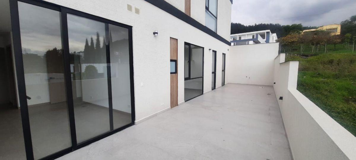 Entrega Inmediata en Cumbaya - Yanazarapata! – 116,36 m² + 2 Parqueaderos + Terraza – $153.000 — imagen 10