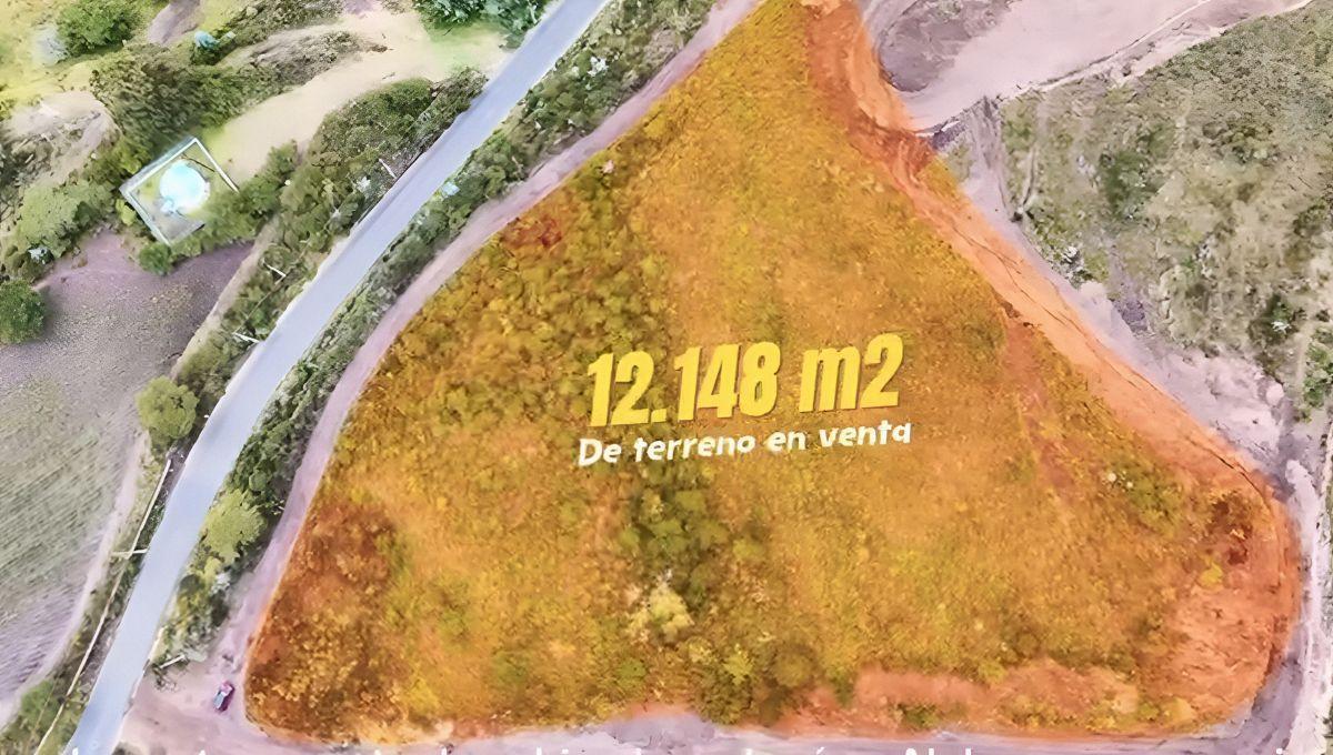 Terreno con Vista Privilegiada a Laguna Yaguarcocha – Ideal Para Proyecto Turístico o Inversión, Imbabura — imagen 4