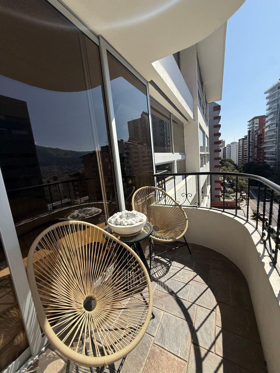Vendo Departamento Tres Dorm. con Balcón - González Suárez — imagen 6