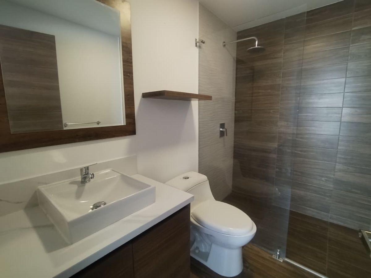 Se Vende Hermoso Departamento La Primavera Cumbaya — imagen 6