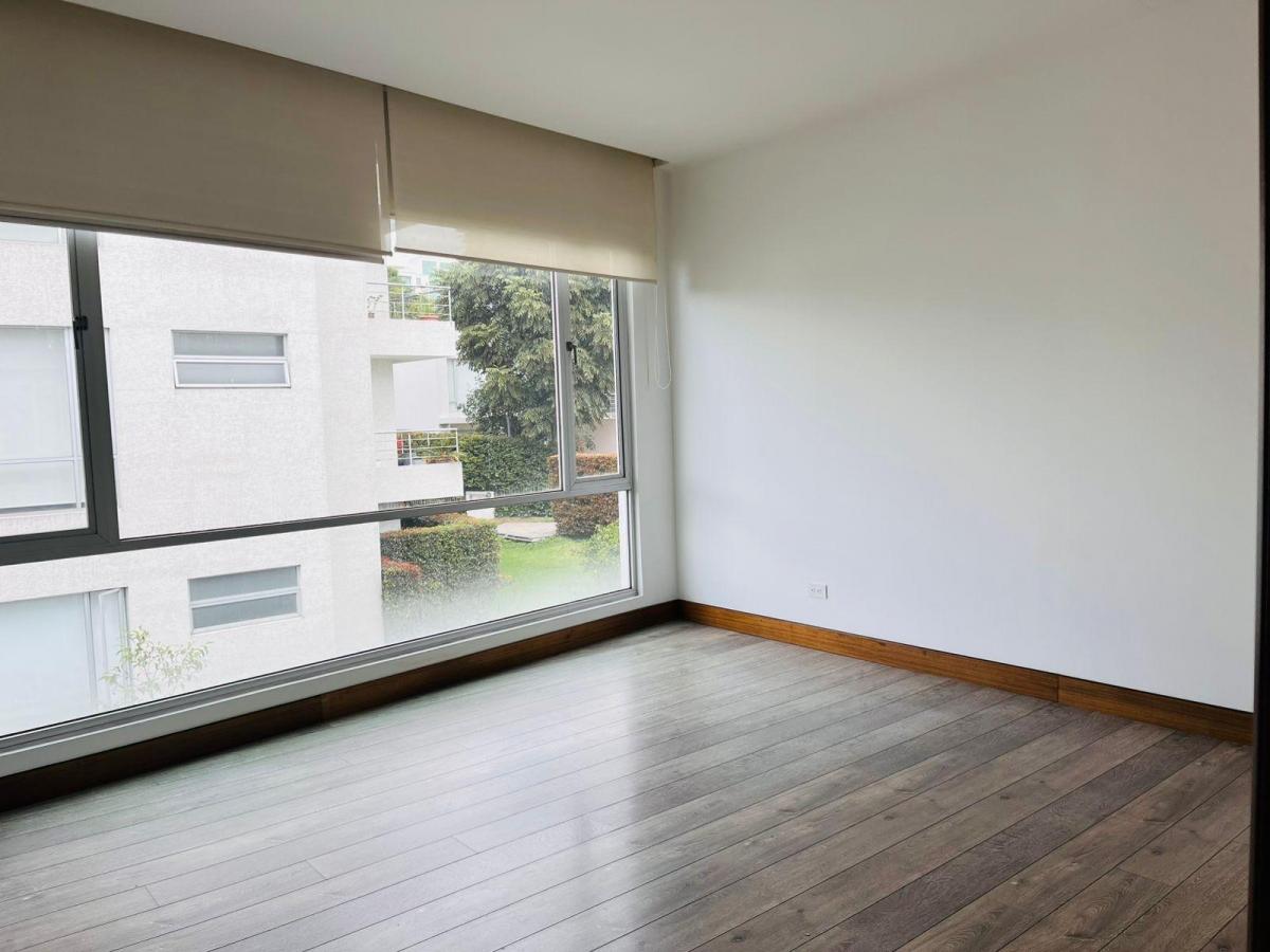 Departamento en Cumbayá — imagen 3