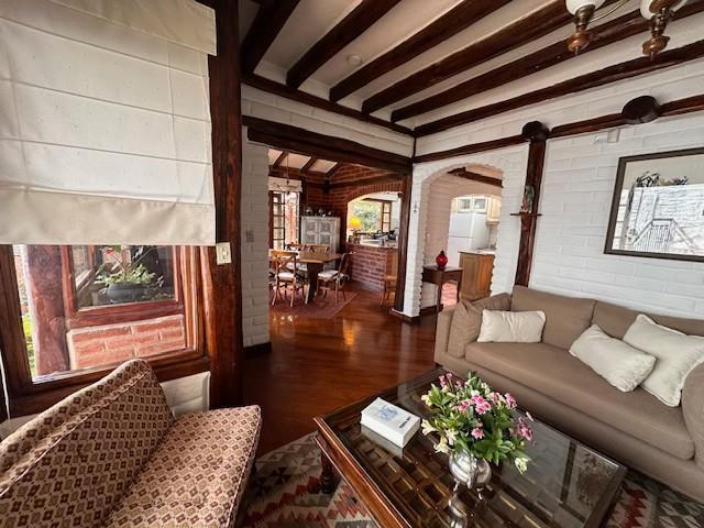 Vendo Departamento, Estilo Español en Urbanización Exclusiva — imagen 10