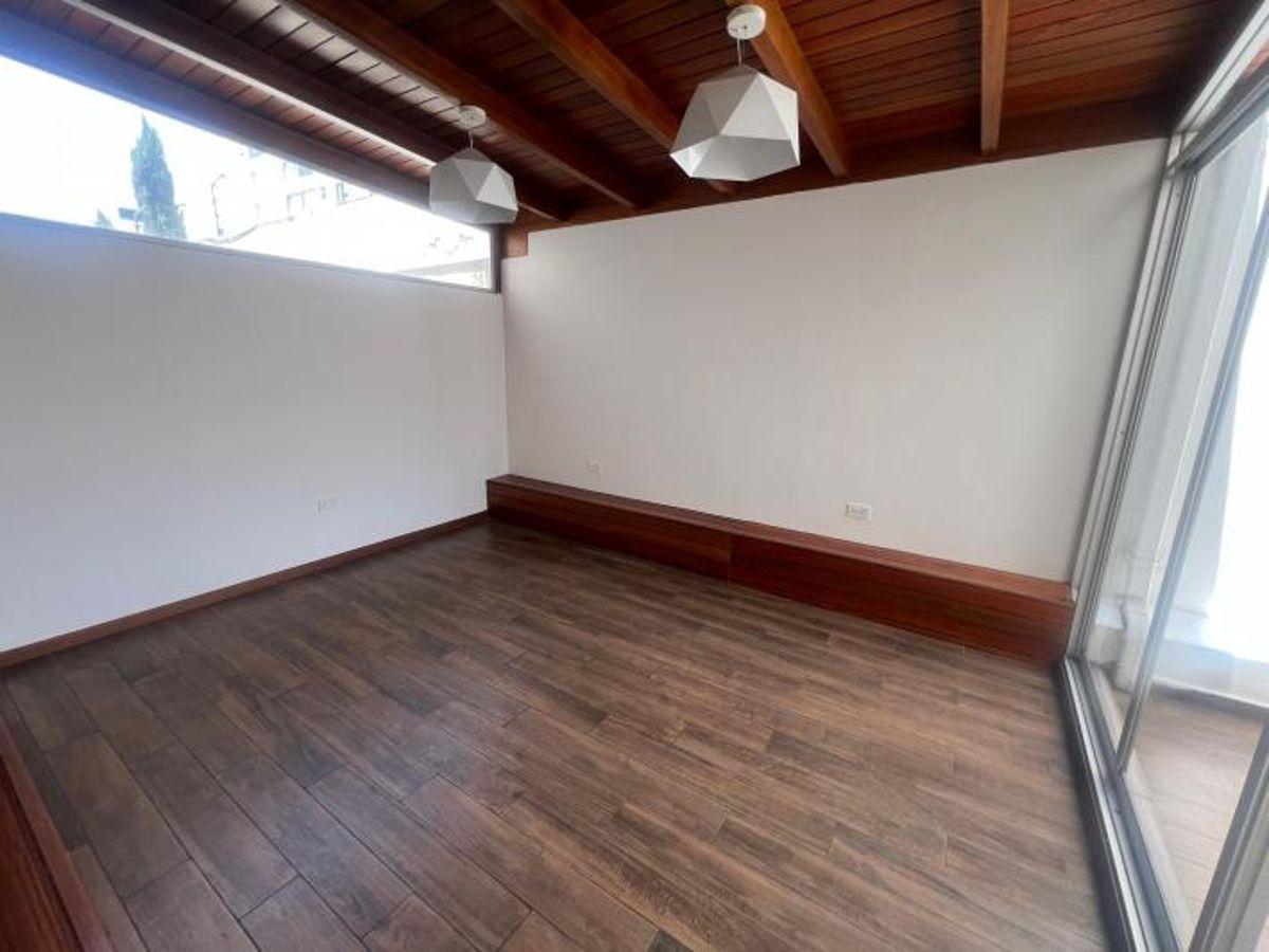 Oportunidad, Quito Tenis, Departmento 2d con Patio — imagen 8