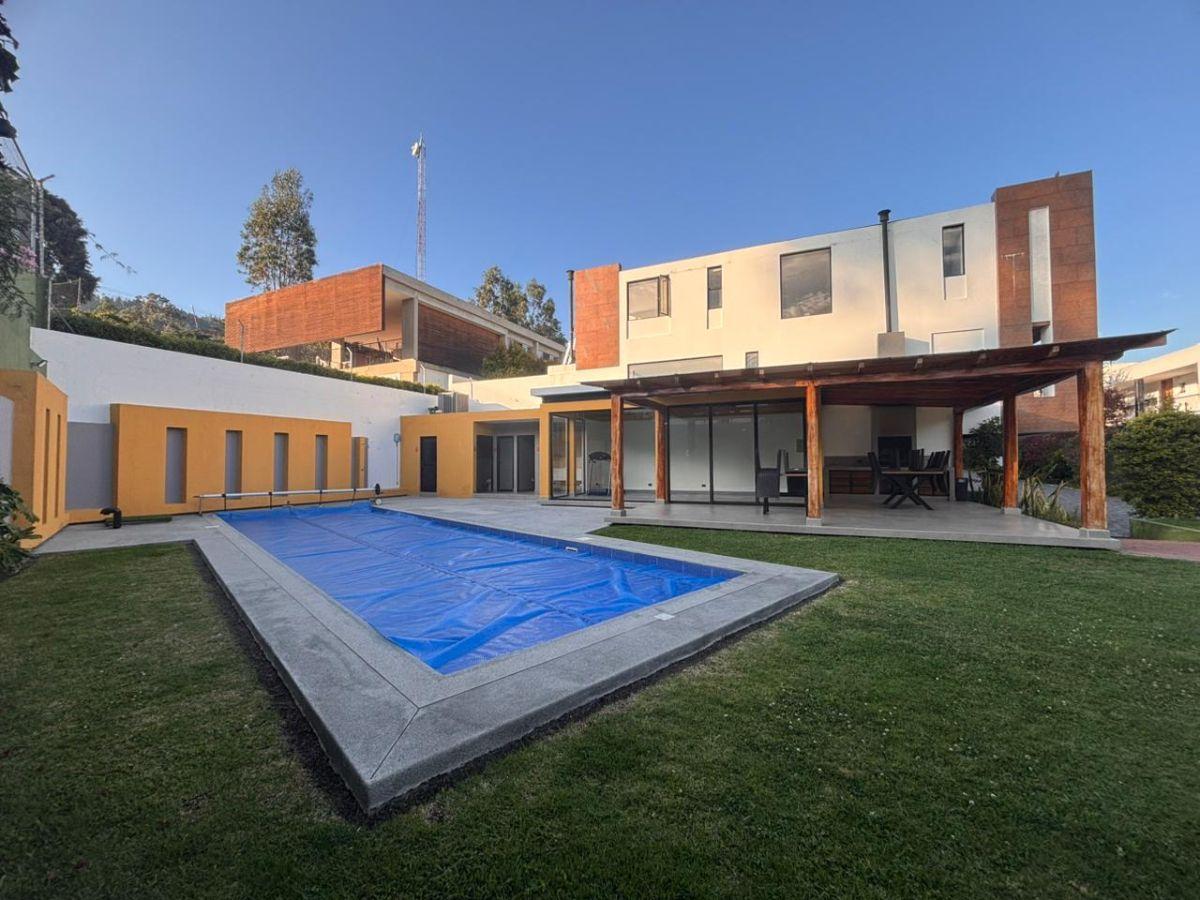 Vendo Departamento por Estrenar con Terraza en San Juan de Cumbayá — imagen 9