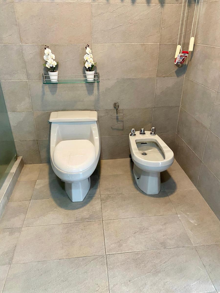 Vendo Amplio y Confortable Departamento, Guayas — imagen 6