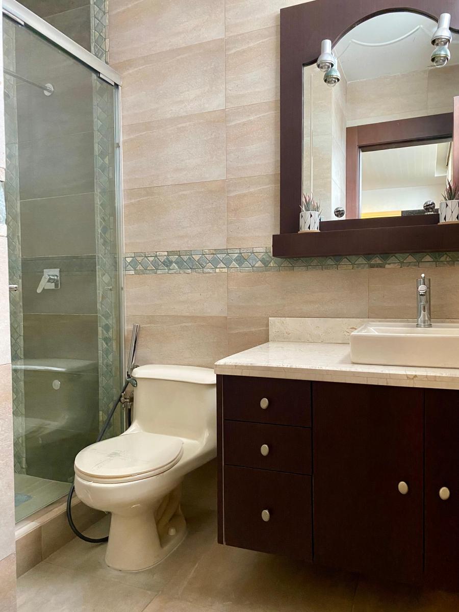 Vendo Amplio y Confortable Departamento, Guayas — imagen 4