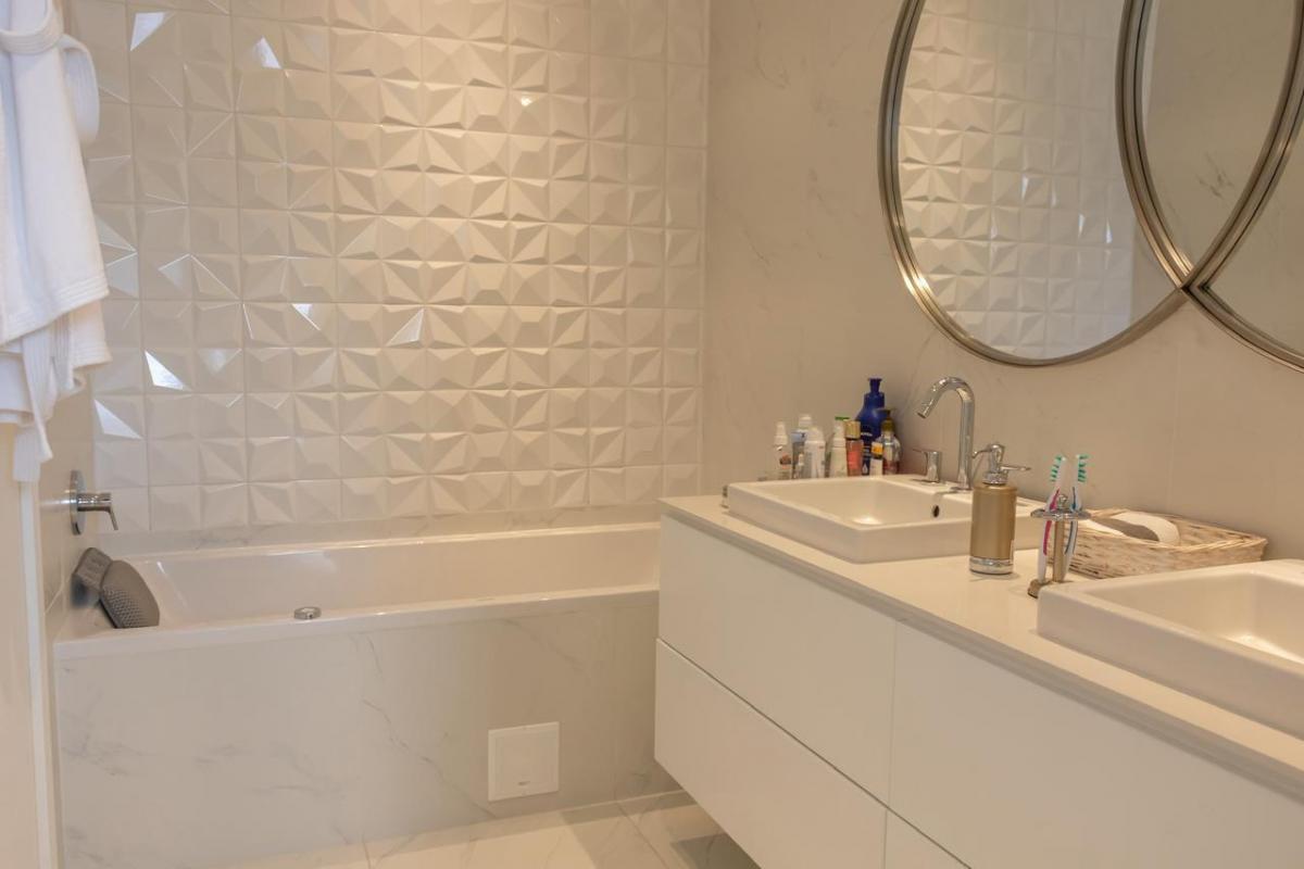 Vendo Moderno Departamento Sobre La González Suárez — imagen 6