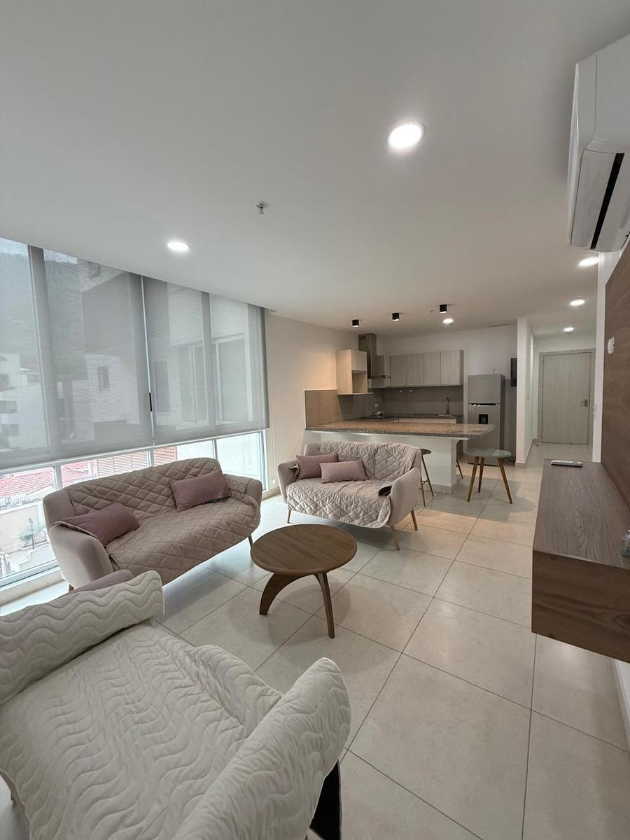 Suite en Venta Full Amoblado en Edificio 100 Olivos Parc, Ceibos, Guayas — imagen 8