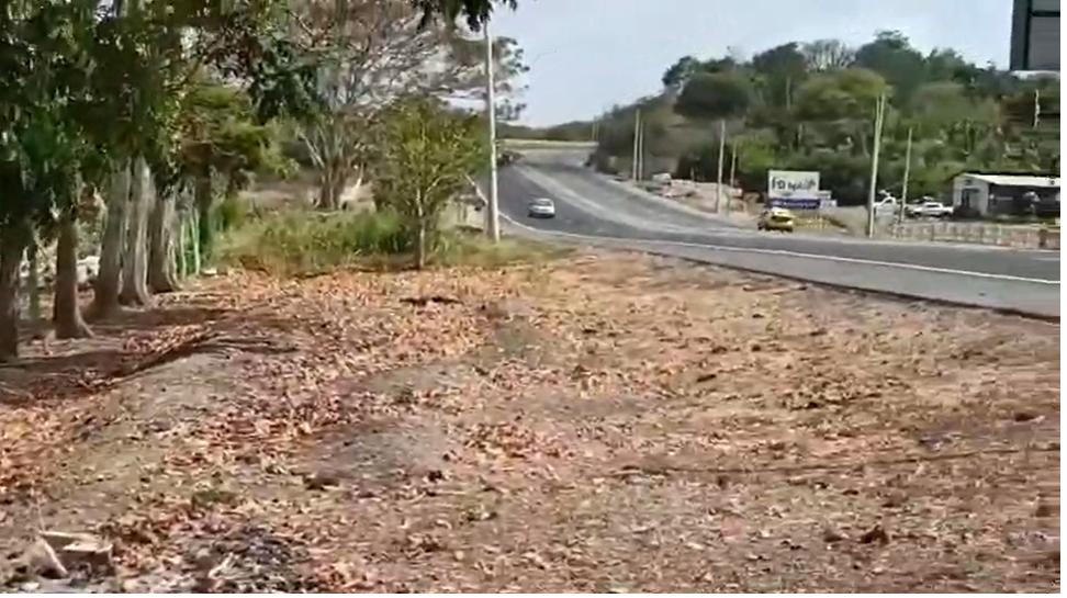 Vía a La Costa, Terreno de Oportunidad Al Filo de La Carretera Km 69 Despues del Peaje, Guayas — imagen 3