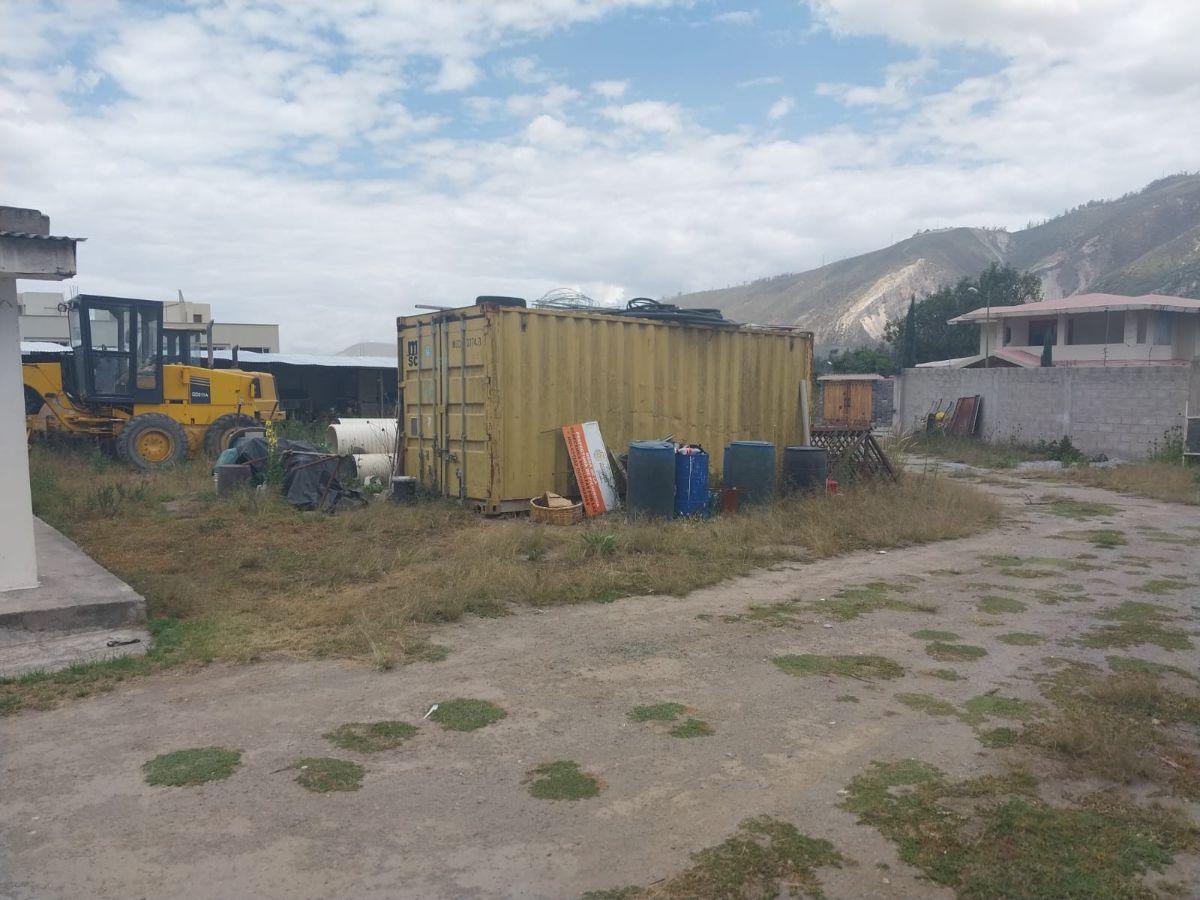 Vendo Terreno en Pomasqui Para Constructores Completamente Plano en Urbanizacion Privada. Provincia de Pichincha — imagen 8