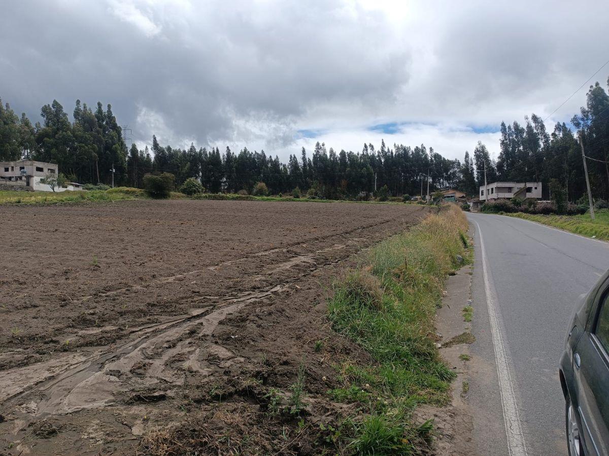 Terreno de 4.312 m² en Venta en El Norte de Guano, Chimborazo — imagen 9
