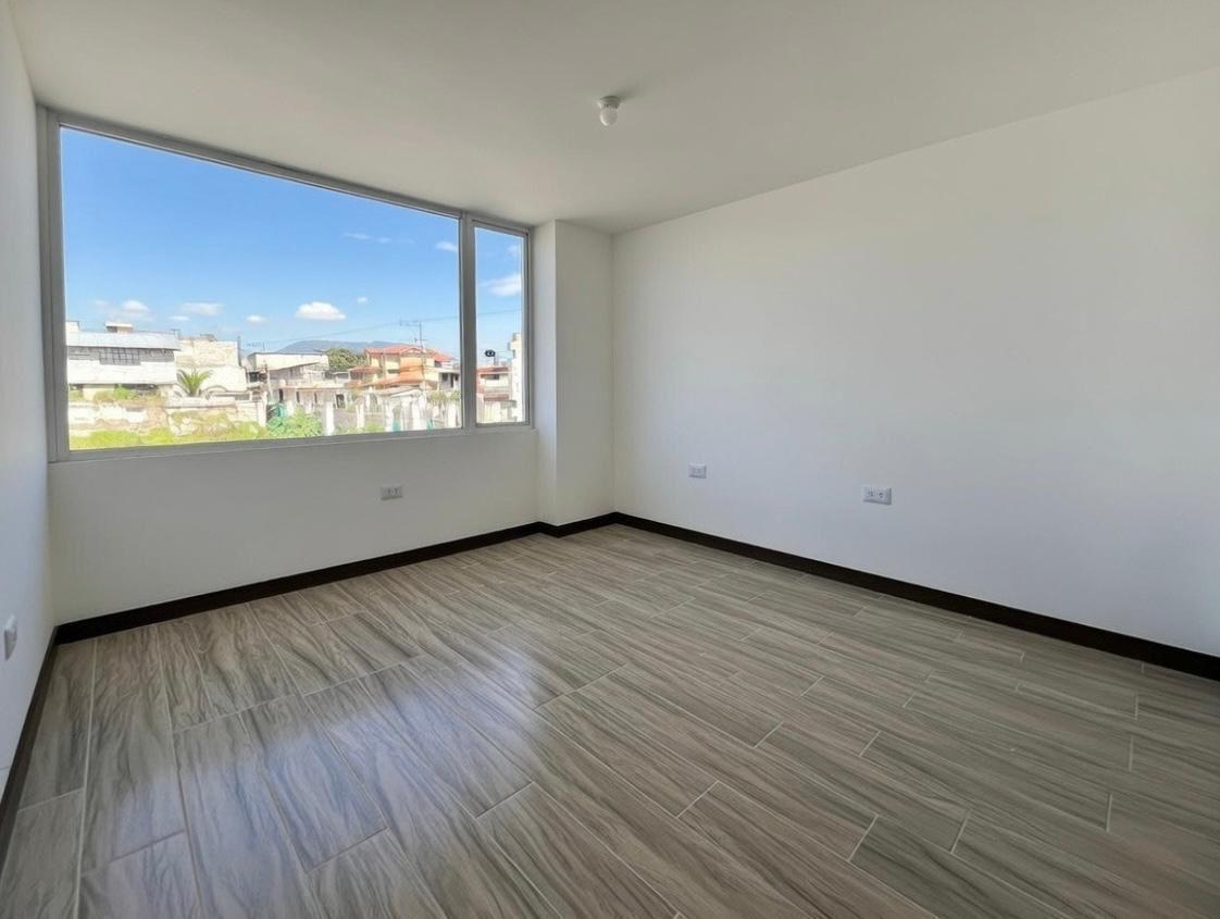 Conjunto La Candelaria Llano Grande Calderon — imagen 8
