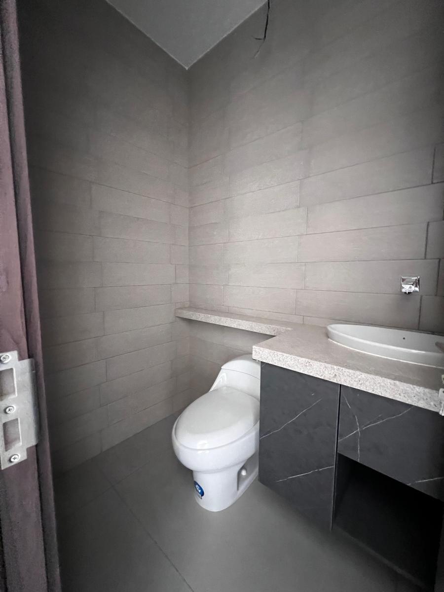 En Venta Dpto. de Estreno en Urb Riona, Km. 3.5 Samborondon - 104 m², Guayas — imagen 6