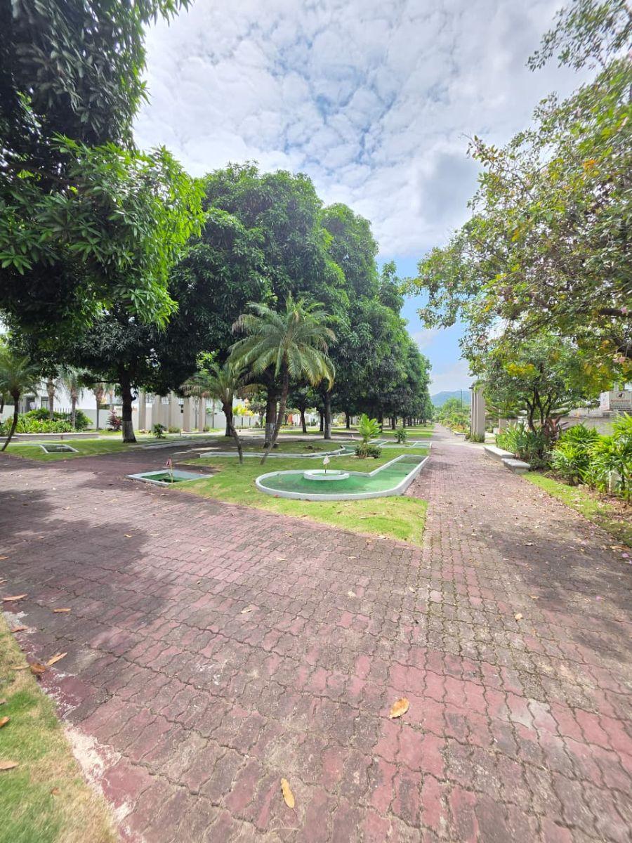 En Venta Terreno en Urbanizacion Portofino - Via a La Costa, Guayas — imagen 3