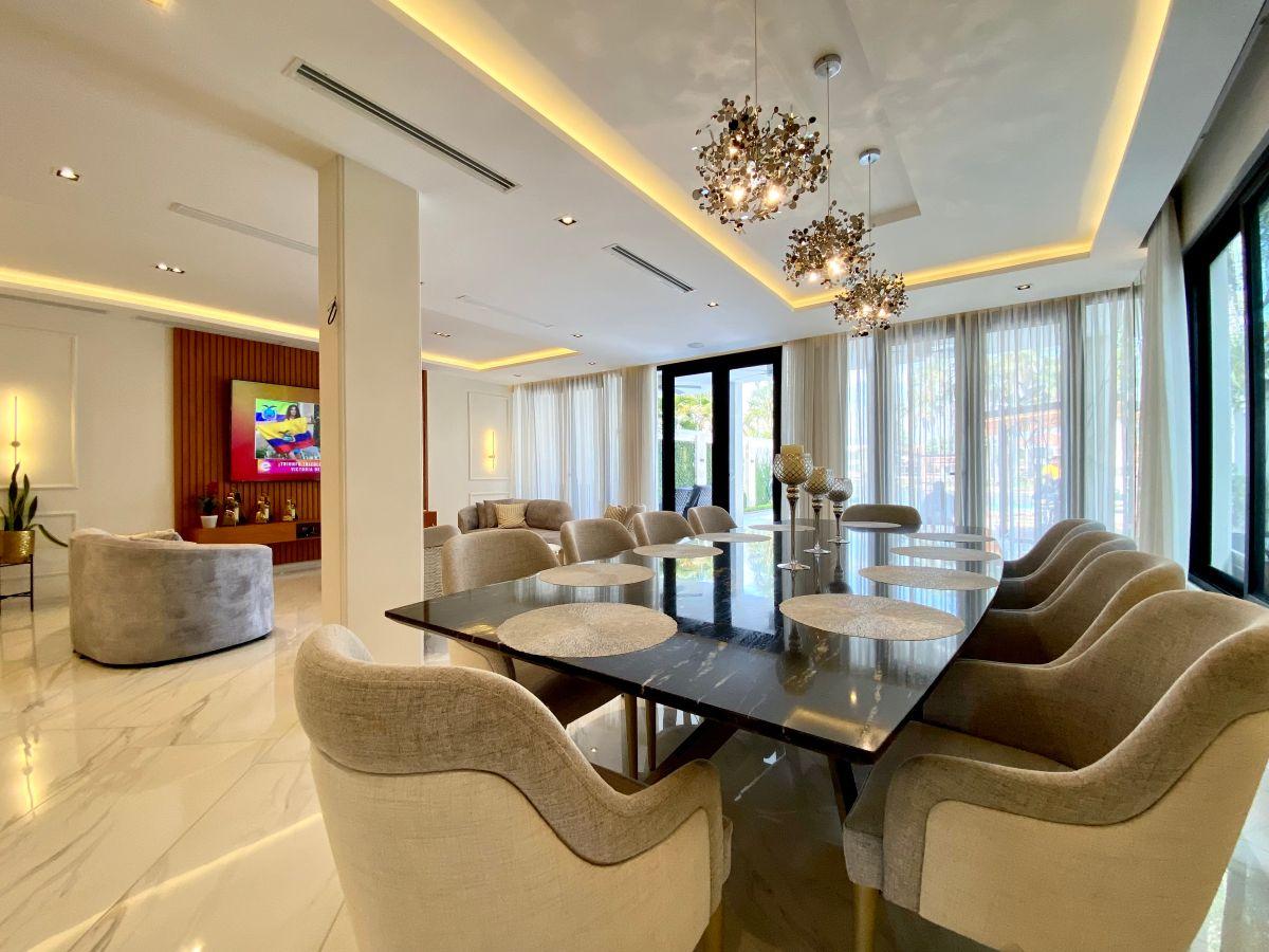 Casa en Venta con Vista Al Lago, Urb. Laguna Dorada, Km 1 Vía a Samborondón. Guayas — imagen 8