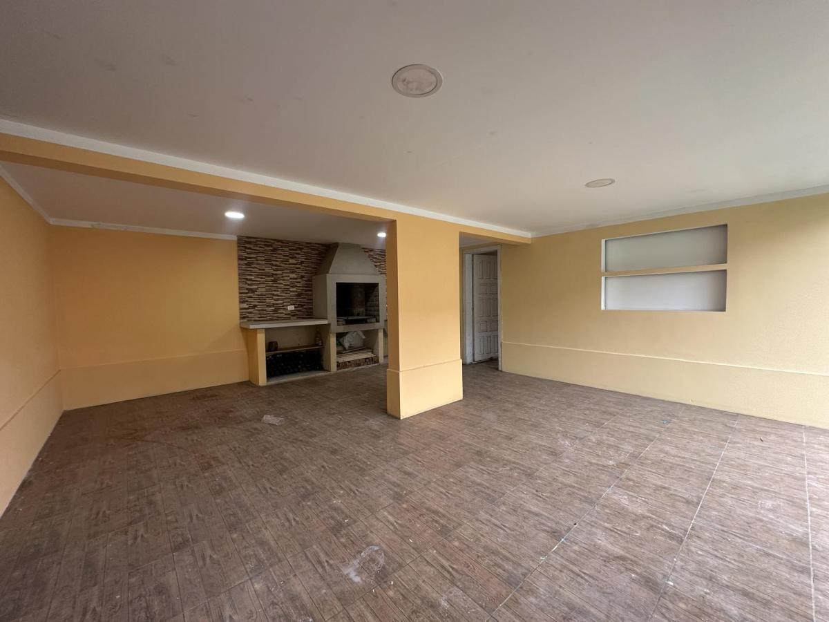 Venta de Casa Sector La Ofelia - Sector Comercial — imagen 8