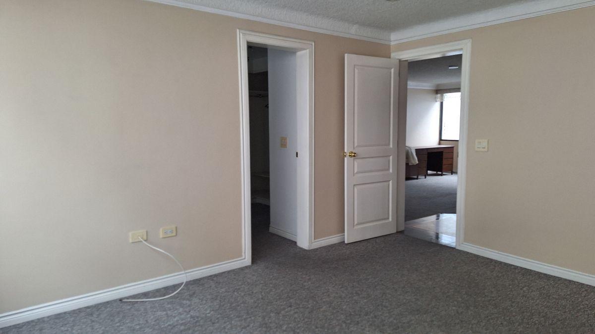 Venta Amplio Dpto 224 m 3 Dorm. con Su Baño Cada Uno. La Coruña — imagen 6