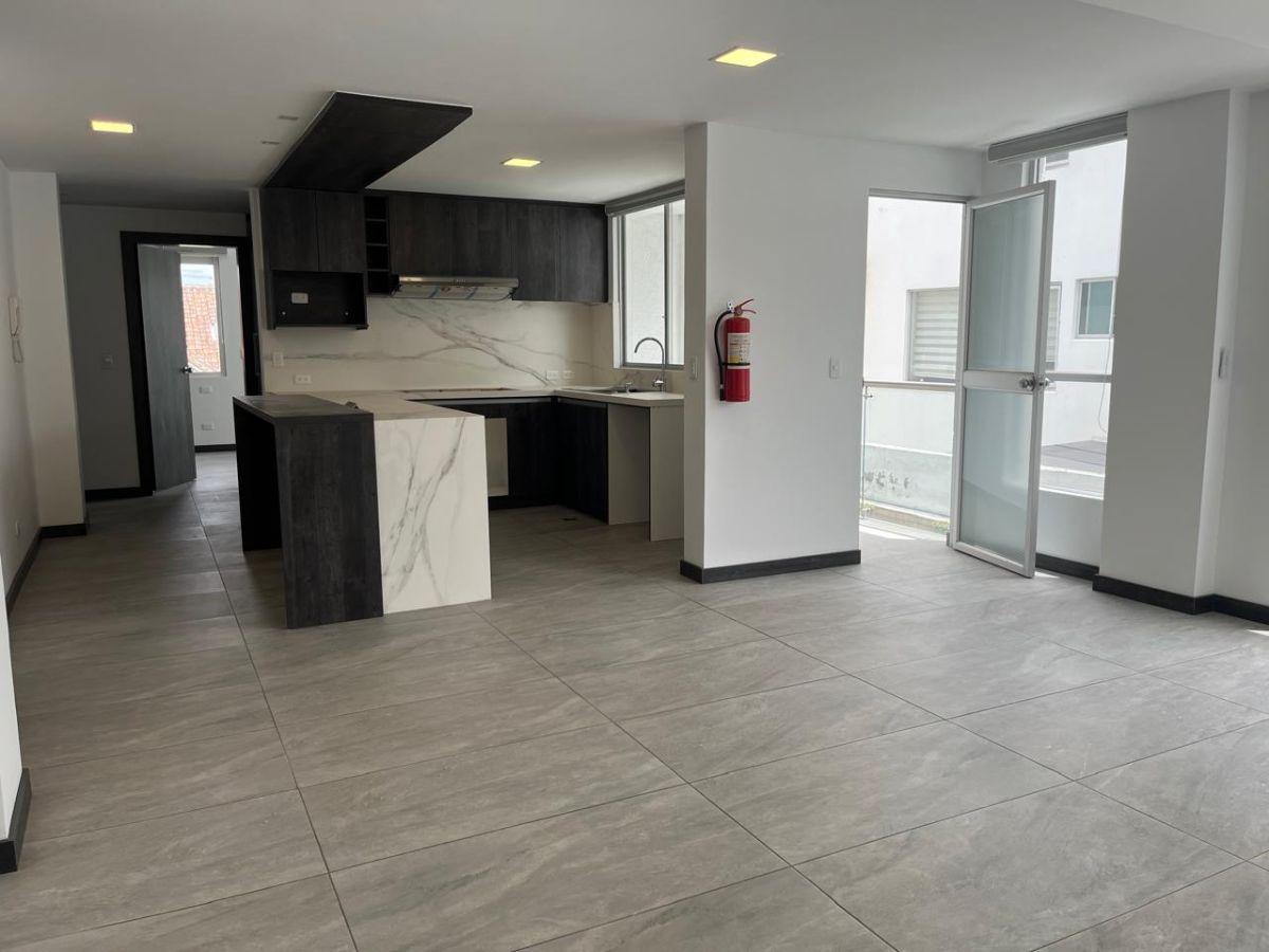 Venta Departamento Moderno de Tres Habitaciones en Cumbayá — imagen 10